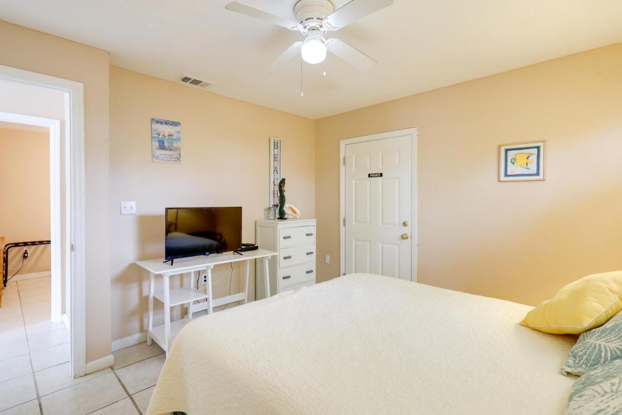 Cute Apt With Backyard And Grill - Steps To Cocoa Beach Bagian luar foto